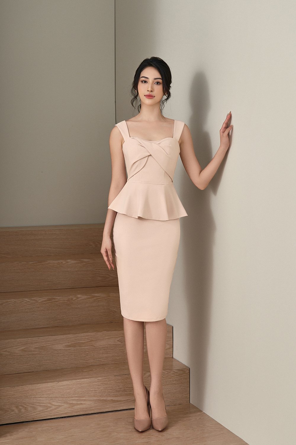 Calliope Twisted Bust Peplum Pencil Dress in Dusty Pink