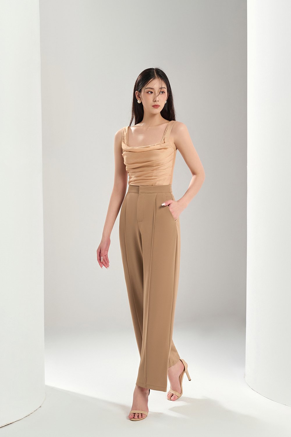 Millicent Straight Leg Pant in Latte