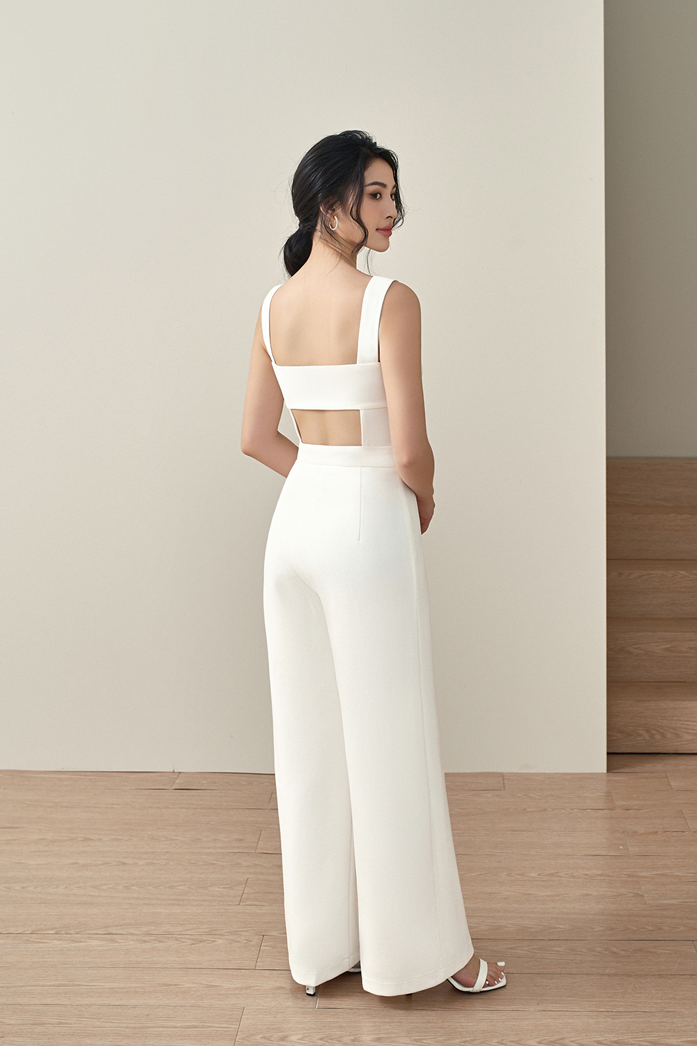 Zora Padded Cut Out Back Straight Legged Jumpsuit in Iconic White Chello