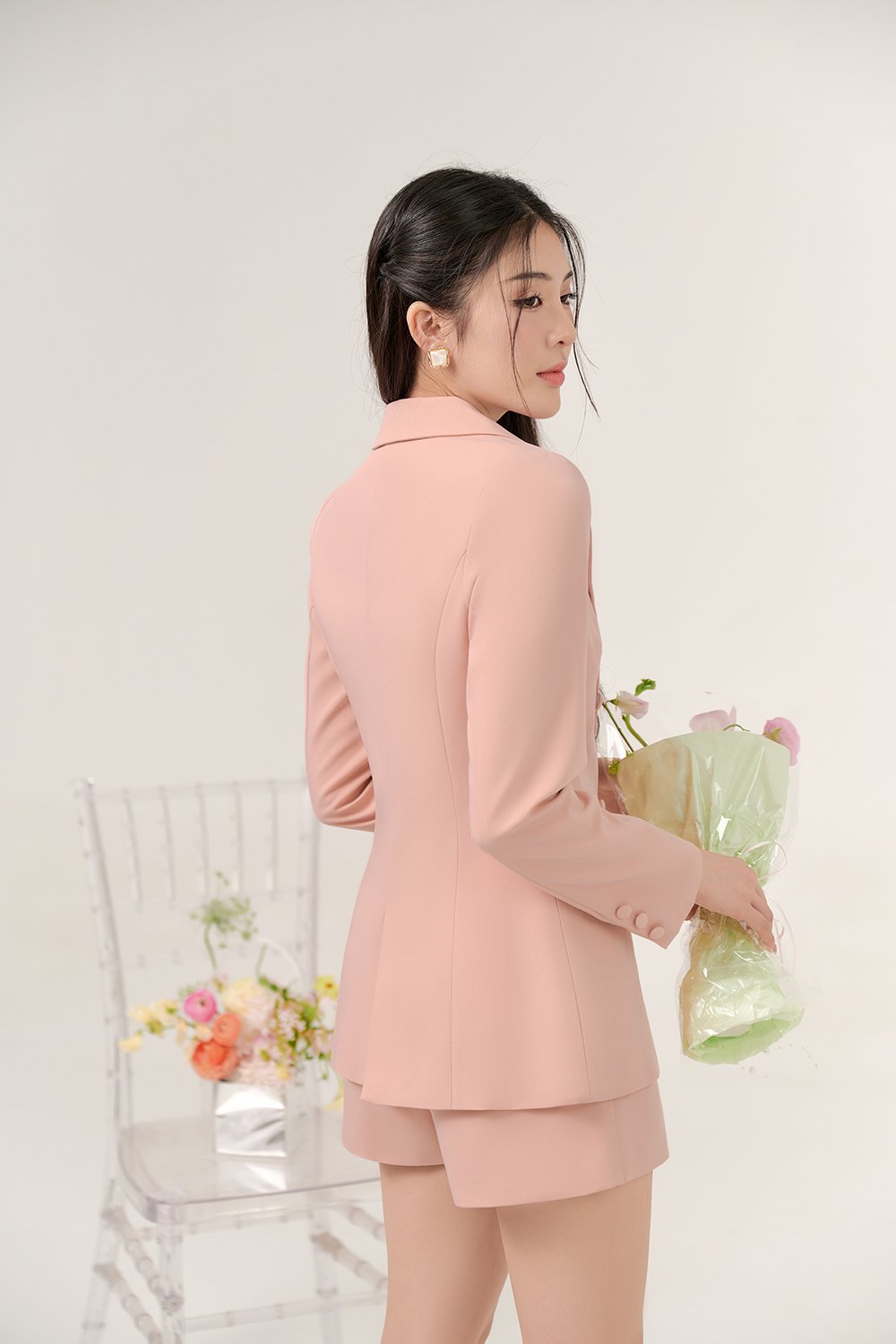 Areum Relaxed Fit Shoulder Padded Blazer in Nude Pink