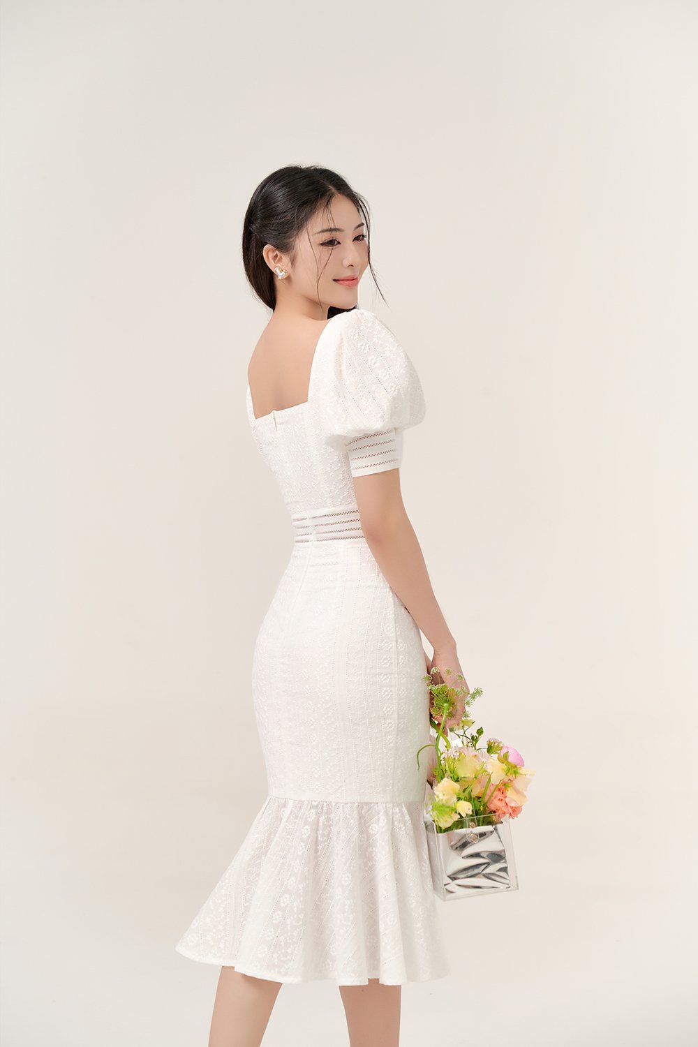 Jangmi Puffy Sleeves Broderie Anglaise Mermaid Dress in Iconic White