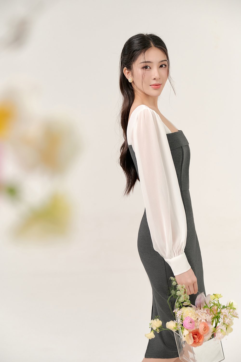 Nami Chiffon Sleeves Pencil Dress In Grey/Iconic White