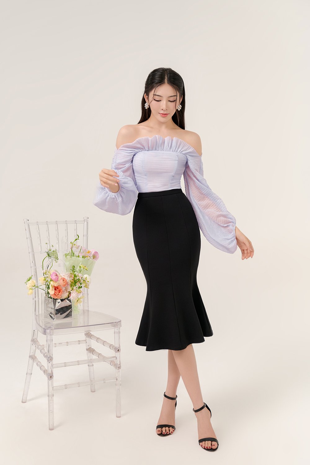 Sooyoung Mermaid Midi Skirt in Classic Black