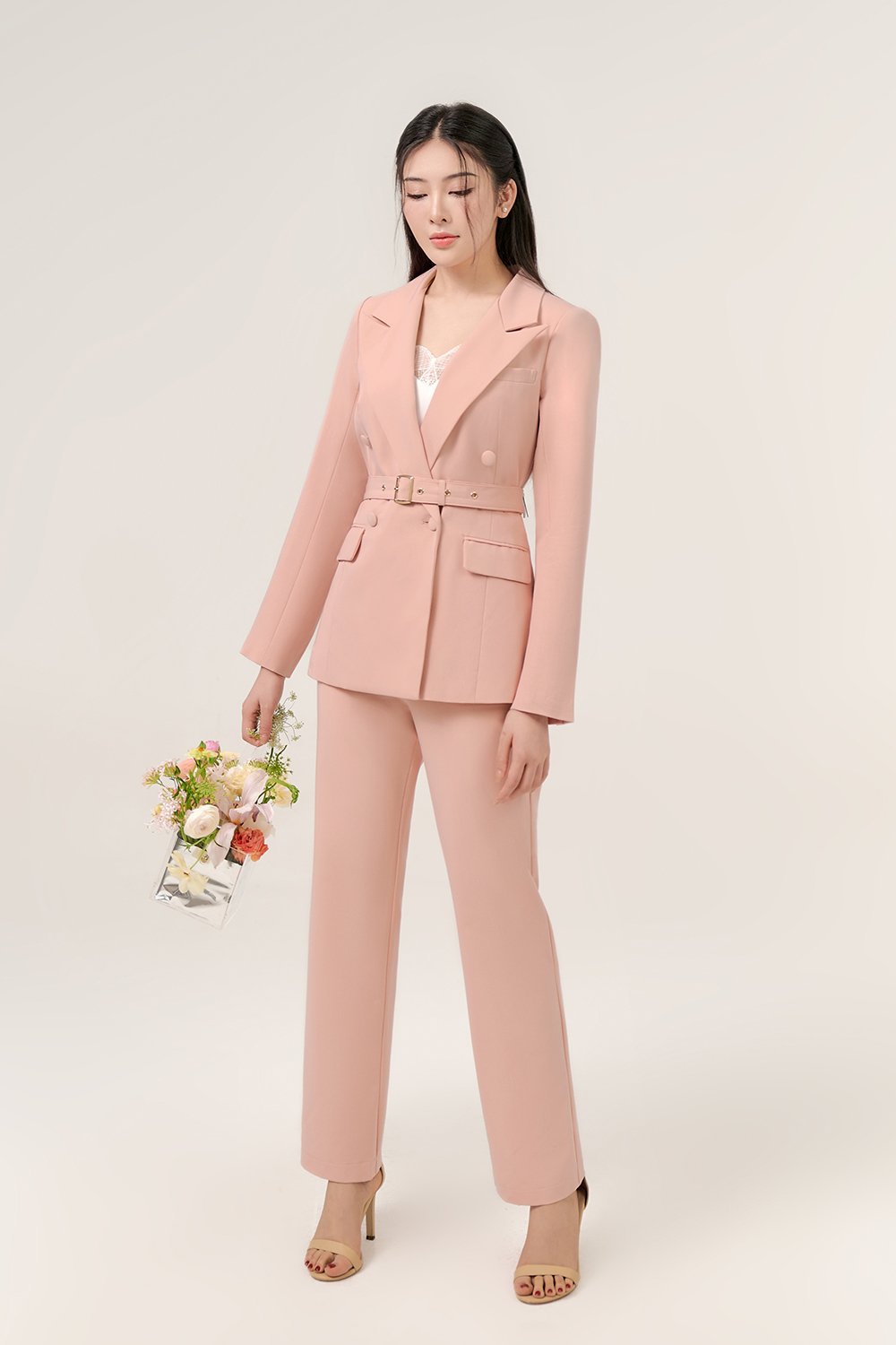 Yeri Slim Fit Pants in Nude Pink