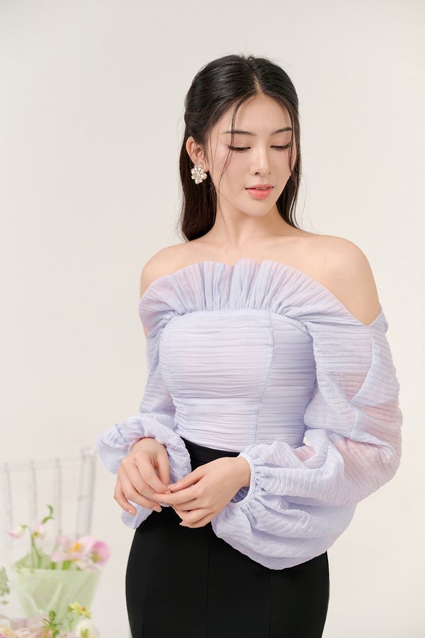 Eve Off Shoulder Blouson in French Lilac