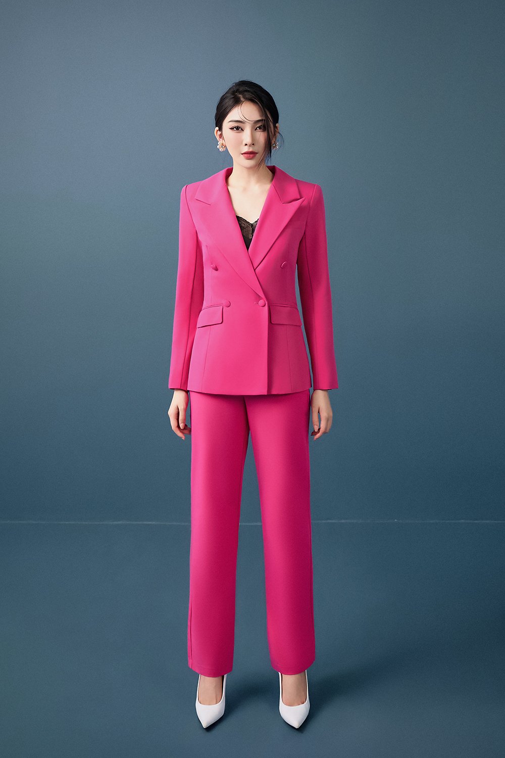 Yeri Slim Fit Pants in Hot Pink