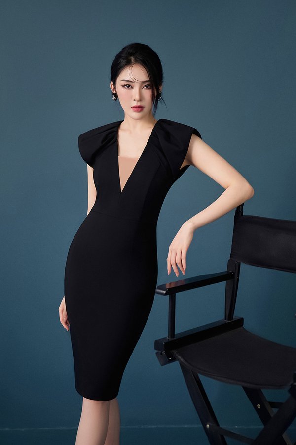 Jae Ruched Shoulder V-Neck Pencil Dress in Classic Black