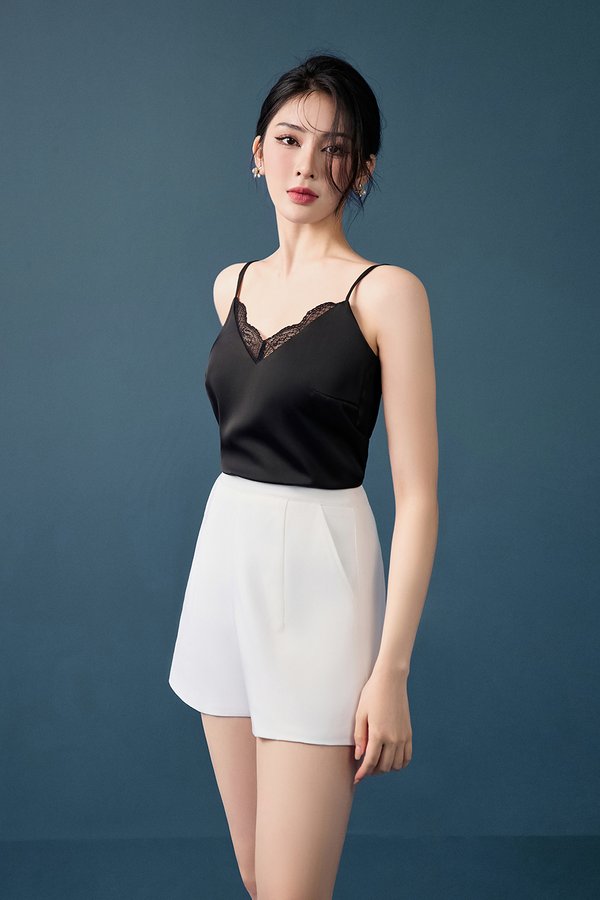 Eunji Tailored Shorts in Iconic White