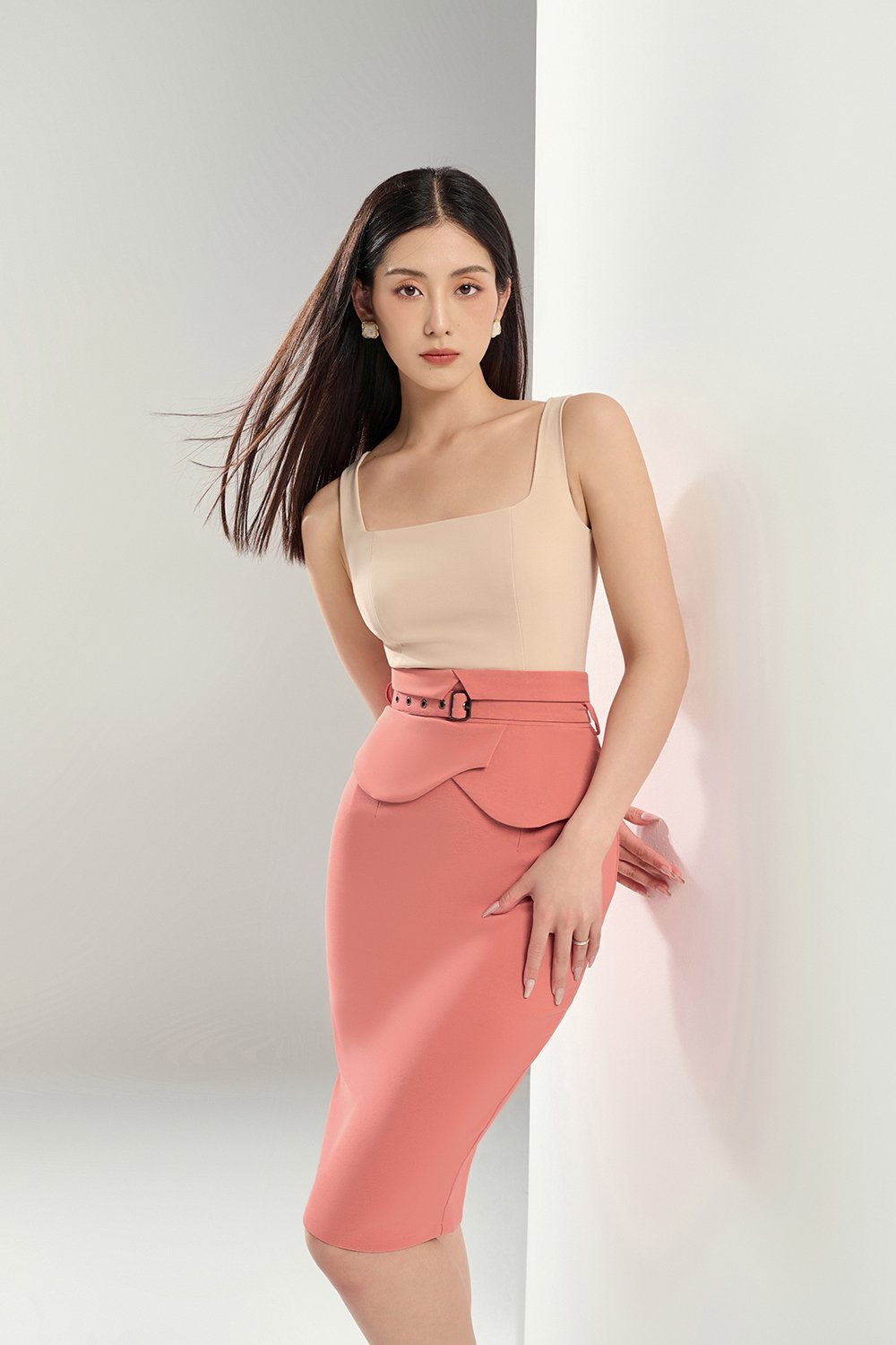 Ansley Two Tone Peplum Dress in Sand/Peach Blush