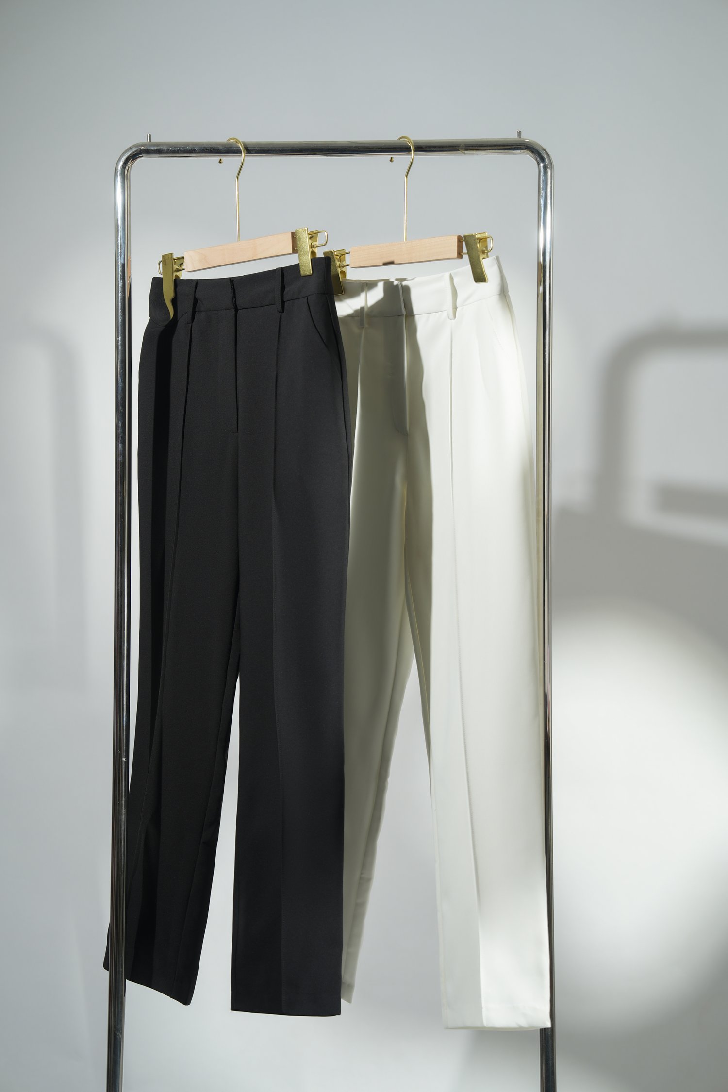 Zadie Tailored Pintuck Pants in Classic Black