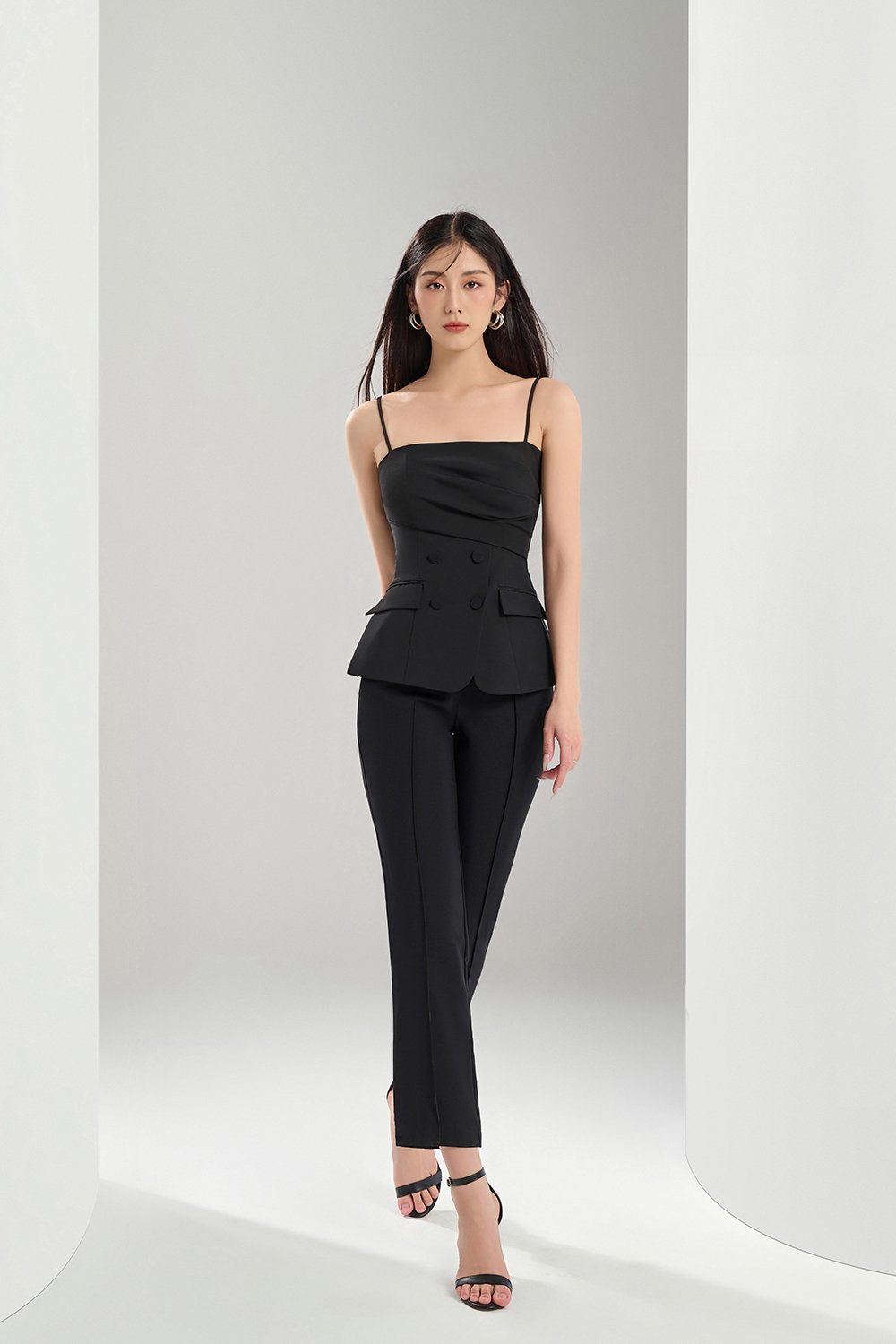 Zadie Tailored Pintuck Pants in Classic Black