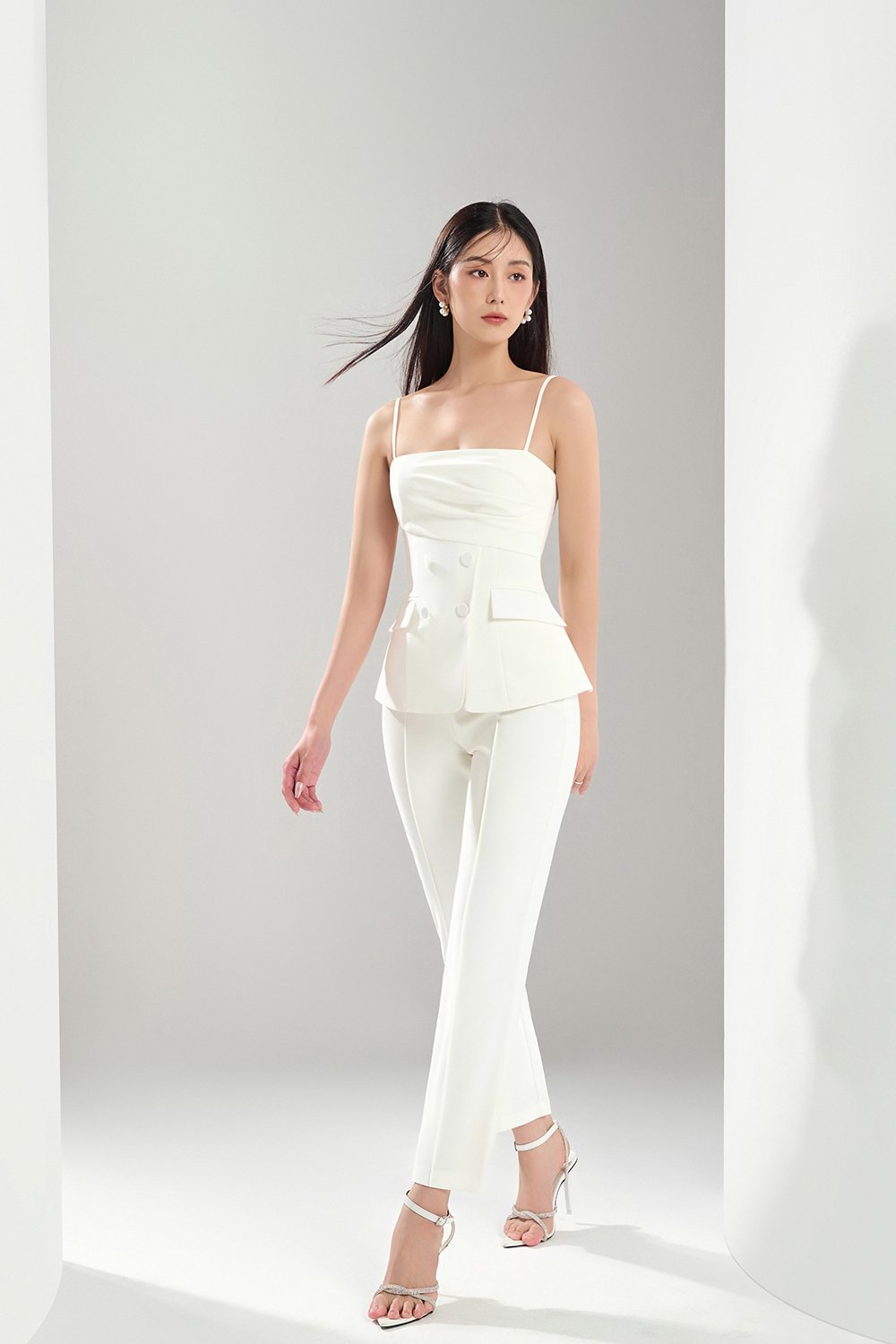 Zadie Tailored Pintuck Pants in Iconic White