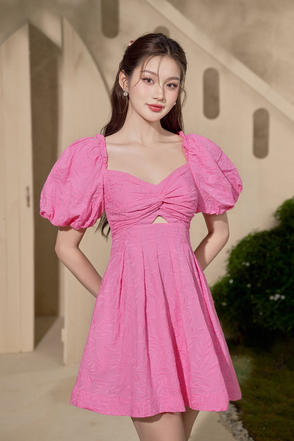 Sundance Puffy Sleeves A-Line Broderie Anglaise Mini Dress in Bubblegum Pink