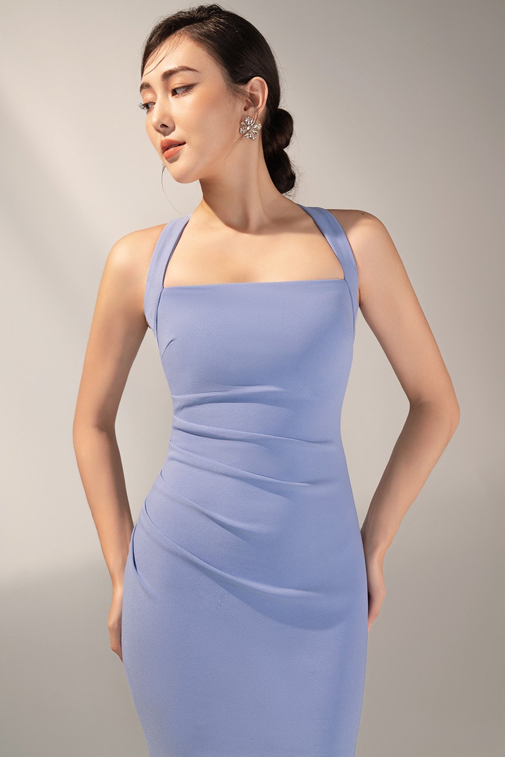 Baelin Padded Halter Ruched Midi Dress in Periwinkle Blue