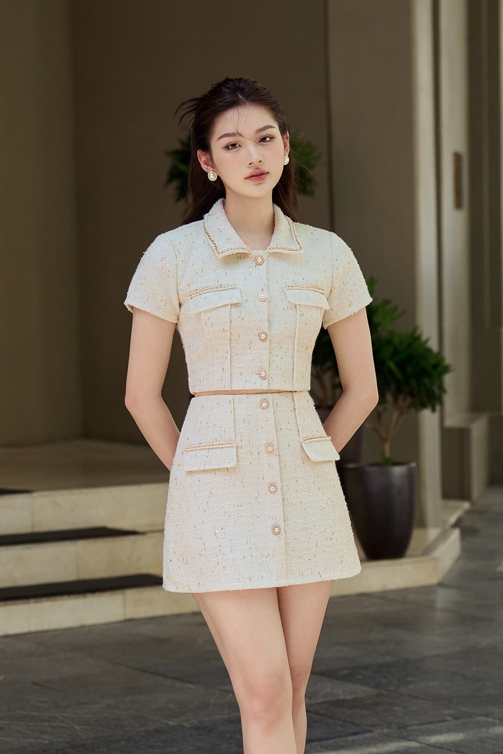 Celestia Tweed Mini Skirt in Cream Gold