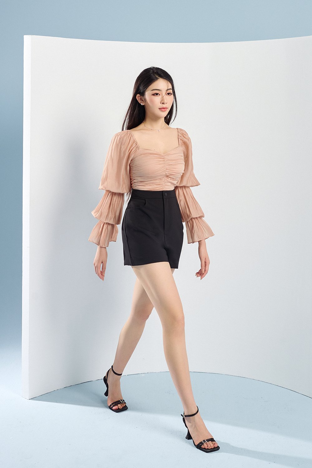 Adalynn Tailored Shorts in Classic Black