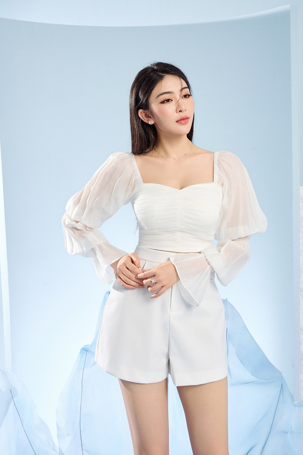 Adalynn Tailored Shorts in Iconic White