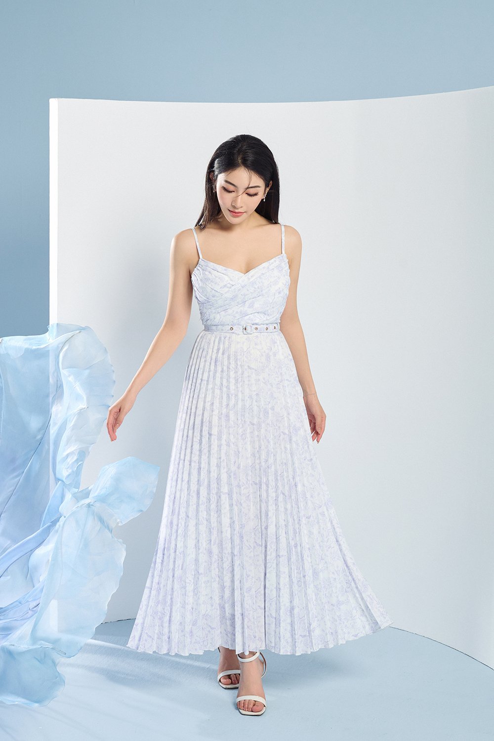 Eden Pleated Maxi Dress in Lilac Toile de Jouy