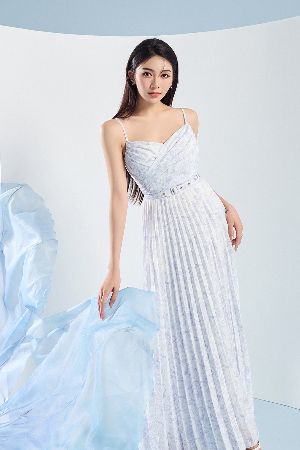 Eden Pleated Maxi Dress in Lilac Toile de Jouy