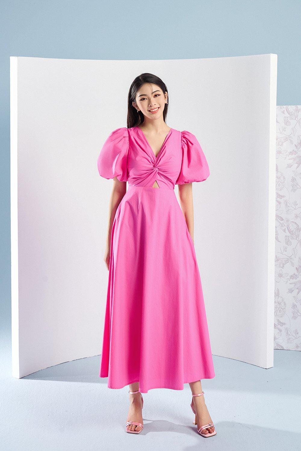 Ellie Puffy Sleeves Midi Dress in Hot Pink