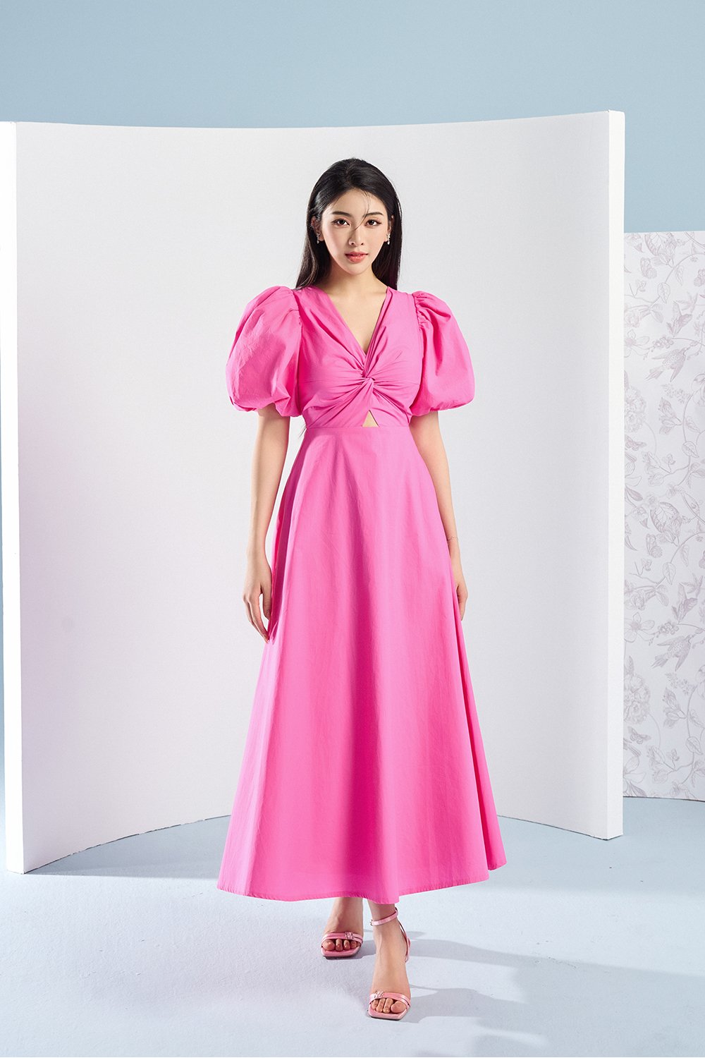 Ellie Puffy Sleeves Midi Dress in Hot Pink
