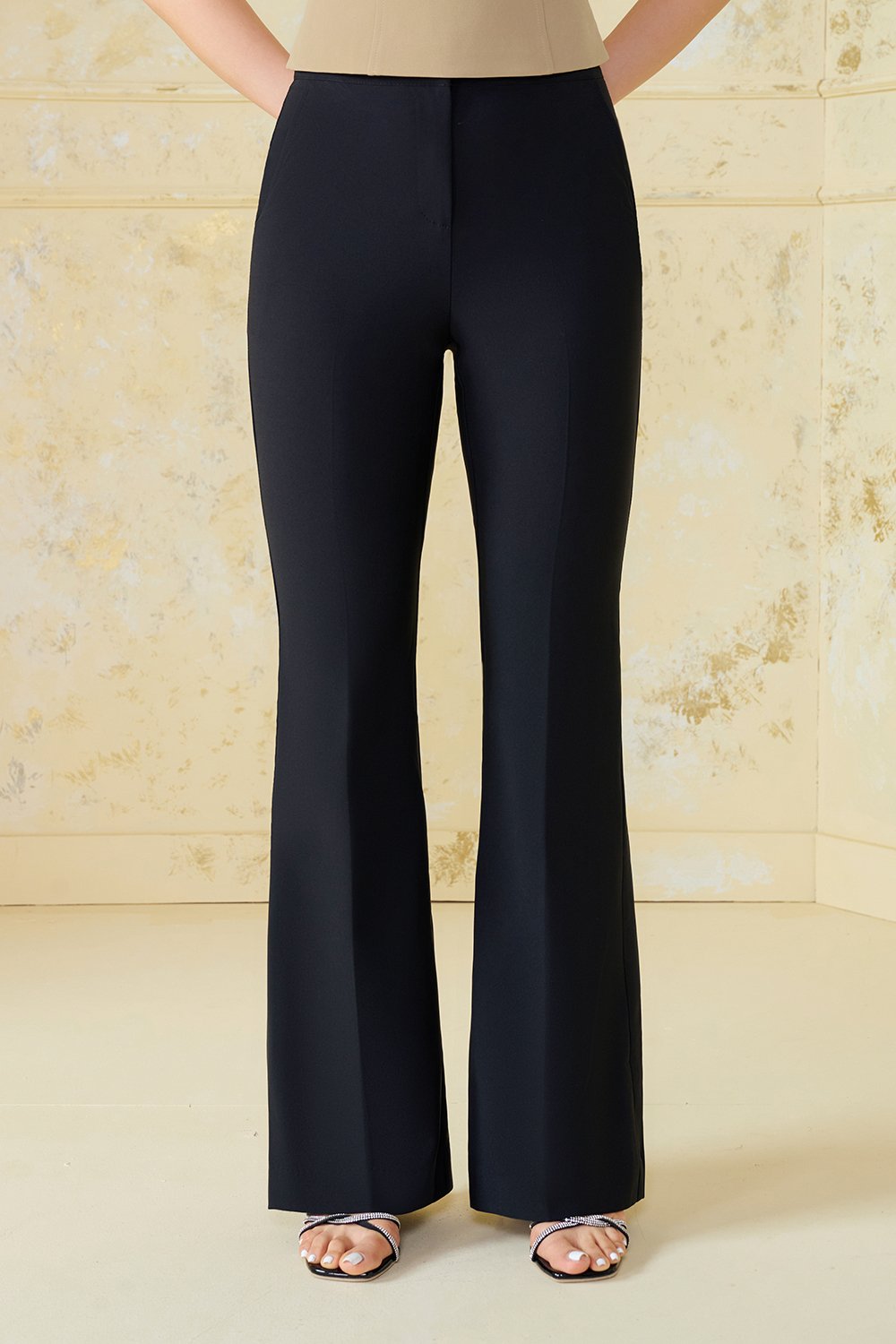 Evie Bootcut Pants in Classic Black