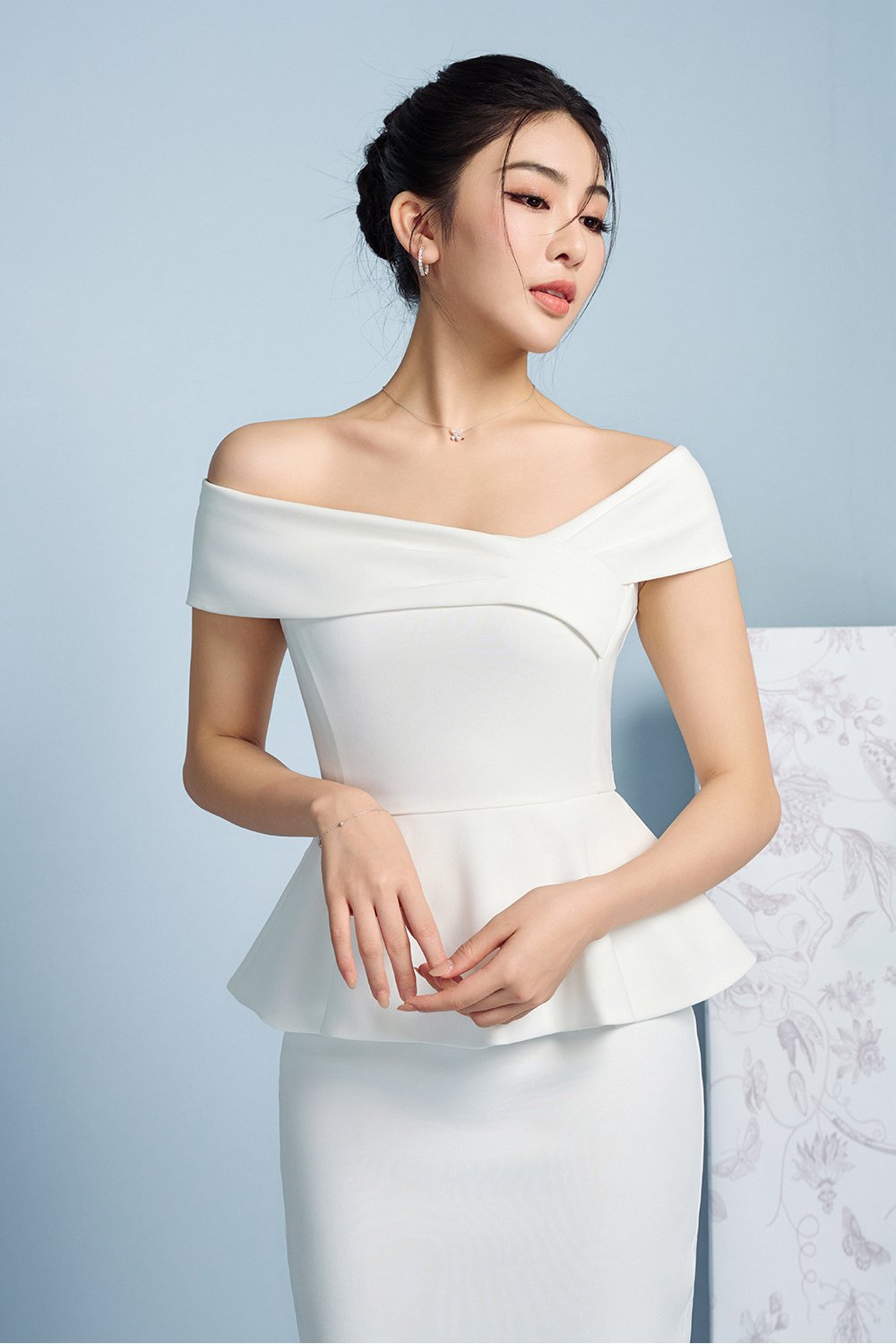 Lucille Off the Shoulder Pepum Pencil Dress in Iconic White