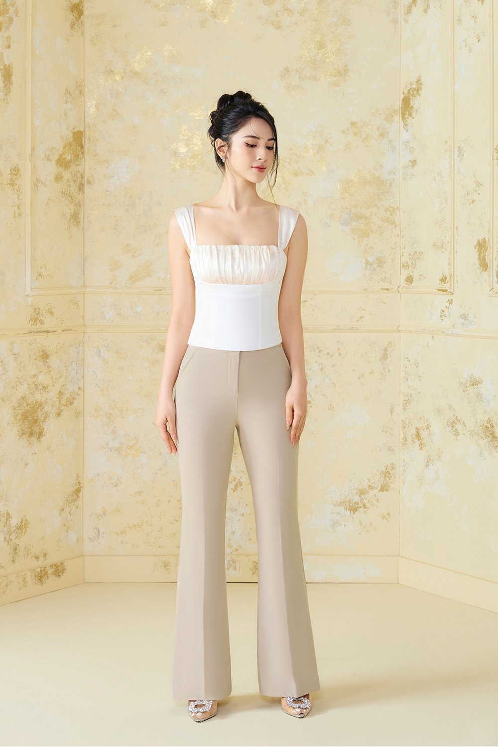 S&eacute;bire Romantic Top in Iconic White/ Ivory