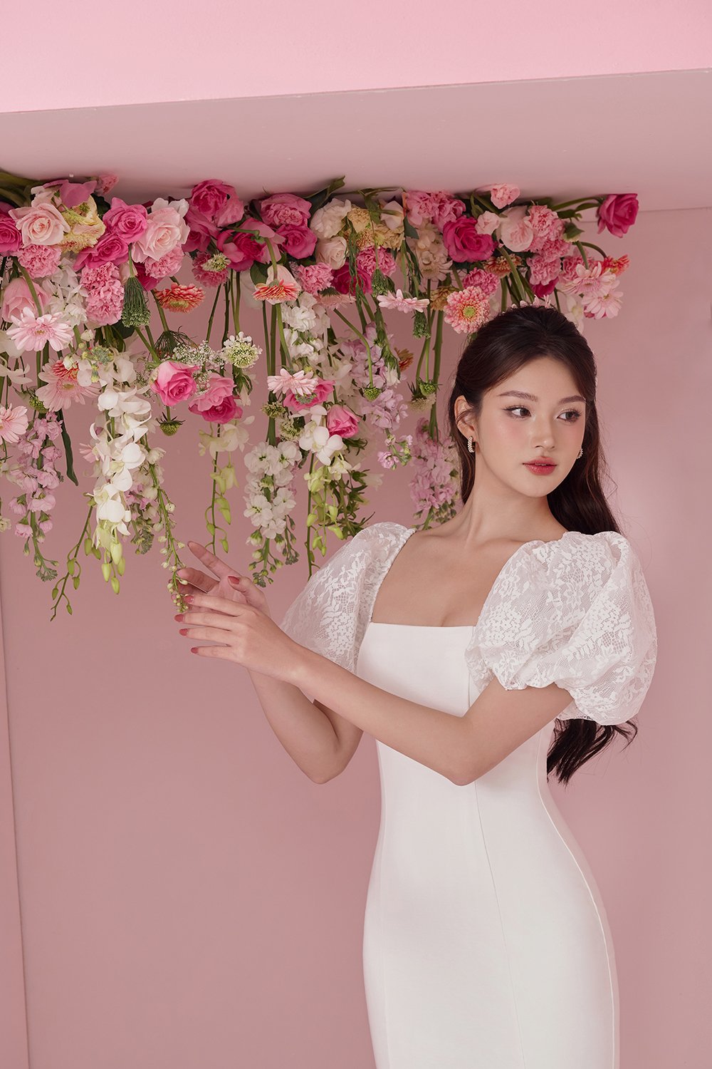 Arrietty Lace Puff Sleeves Ponte Pencil Dress in Iconic White