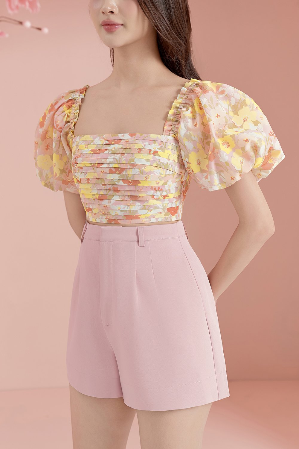 Harlyn Pleated Floral Prints Puff Sleeves Top in Yellow/Pink Floral Prints