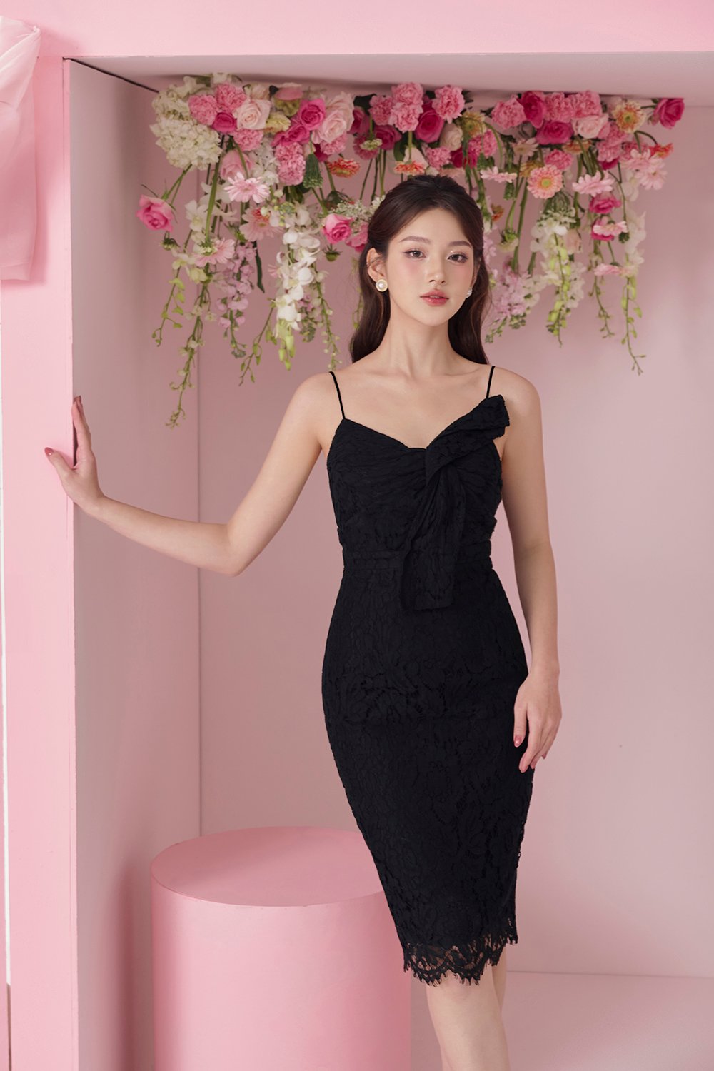 Lovella Twisted Bow Lace Pencil Dress in Classic Black