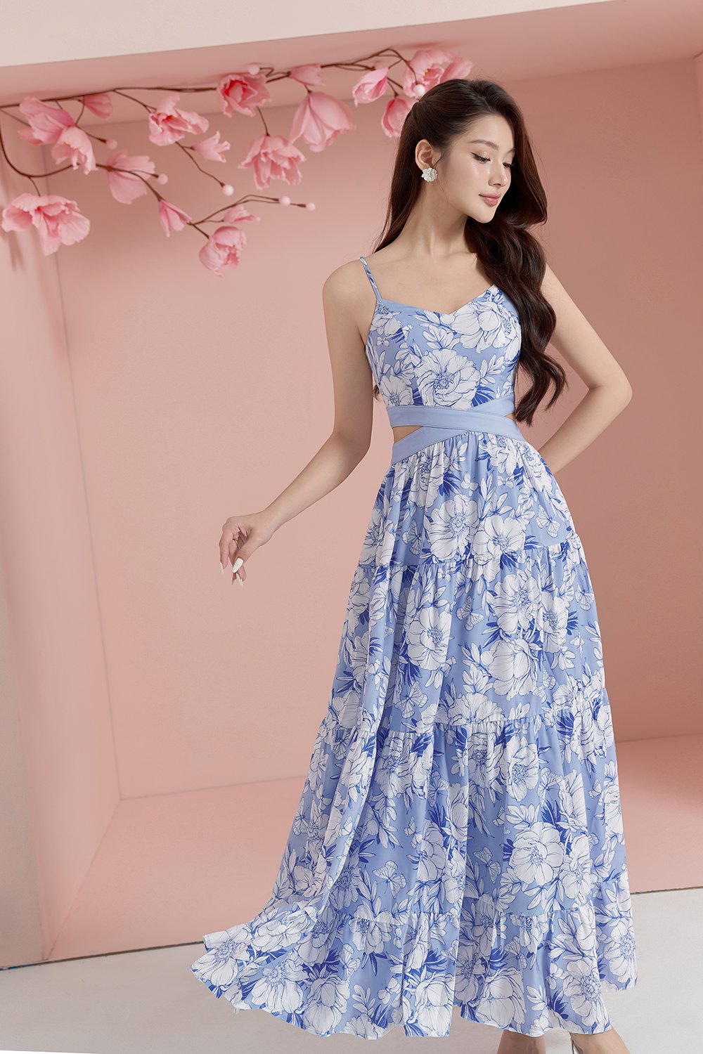 Scarlett Cut-Out Maxi Dress in Creamy Blue Blooming Garden Print