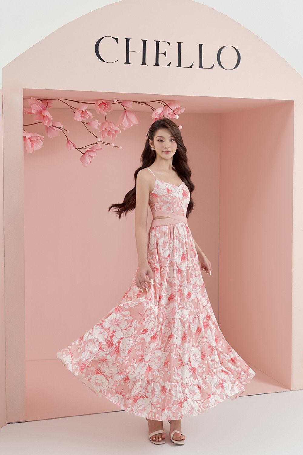 Scarlett Cut-Out Maxi Dress in French Rose Blooming Garden Print