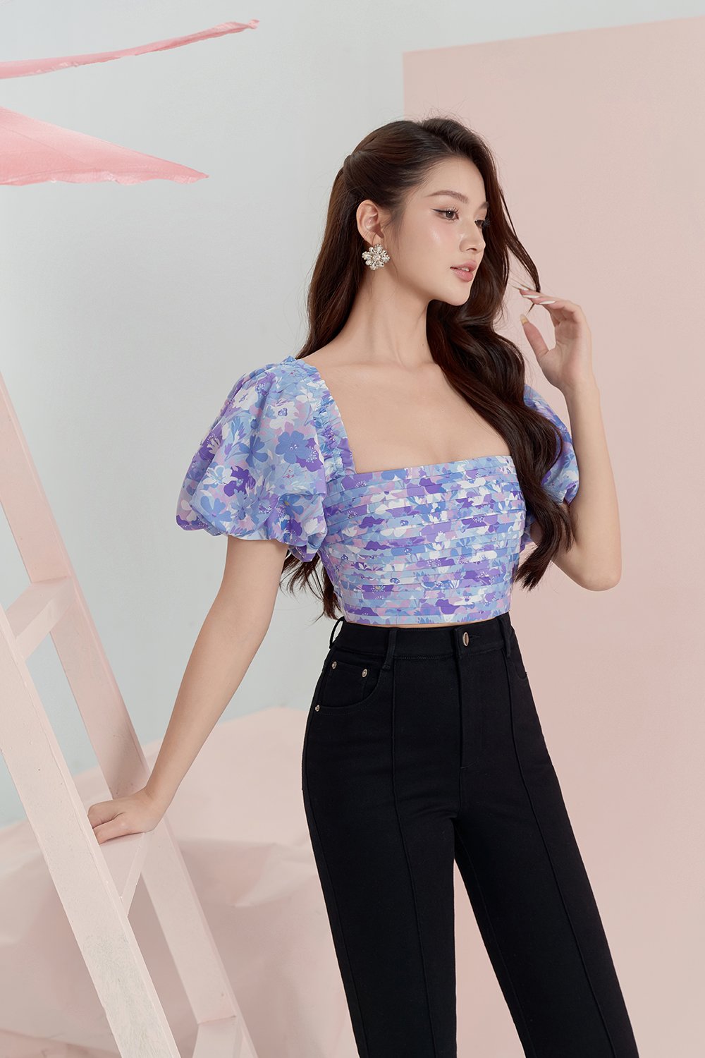 Selby Tapered High Waist Jeans in Classic Black