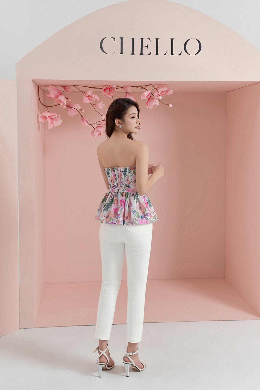 Selby Tapered High Waist Jeans in Iconic White