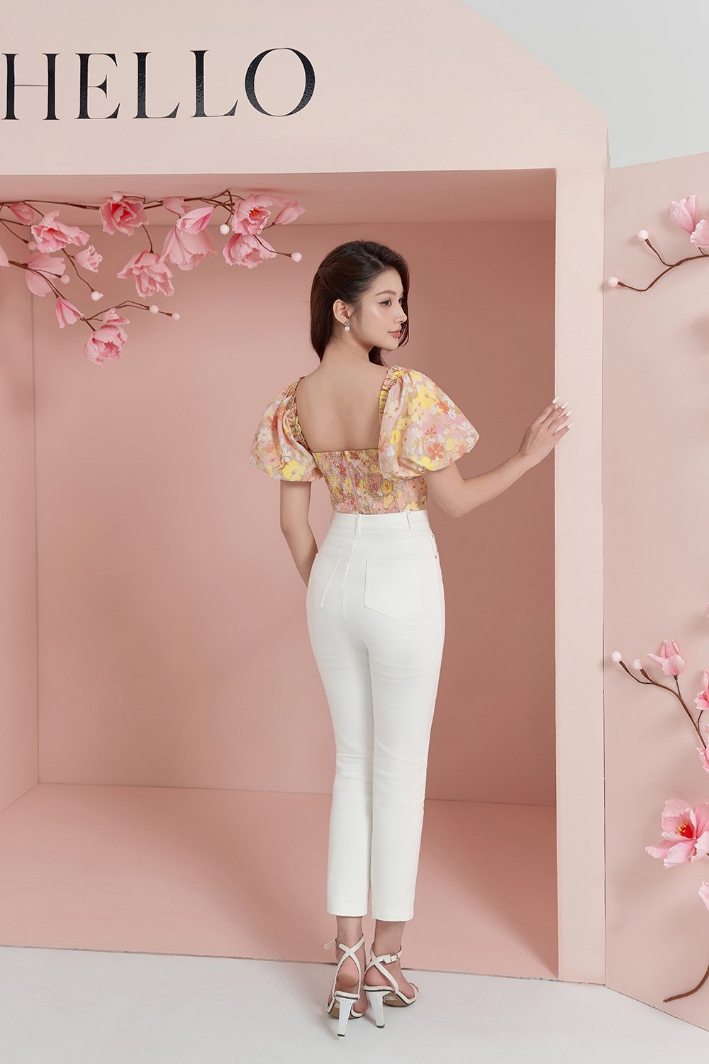 Selby Tapered High Waist Jeans in Iconic White