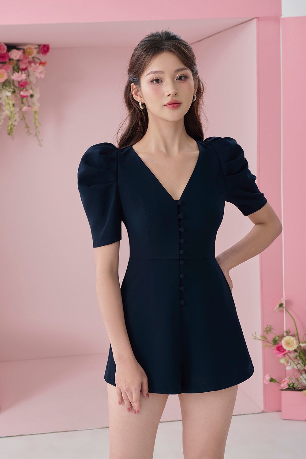 Zelda V-neckline Puff Sleeves Romper in Navy Blue
