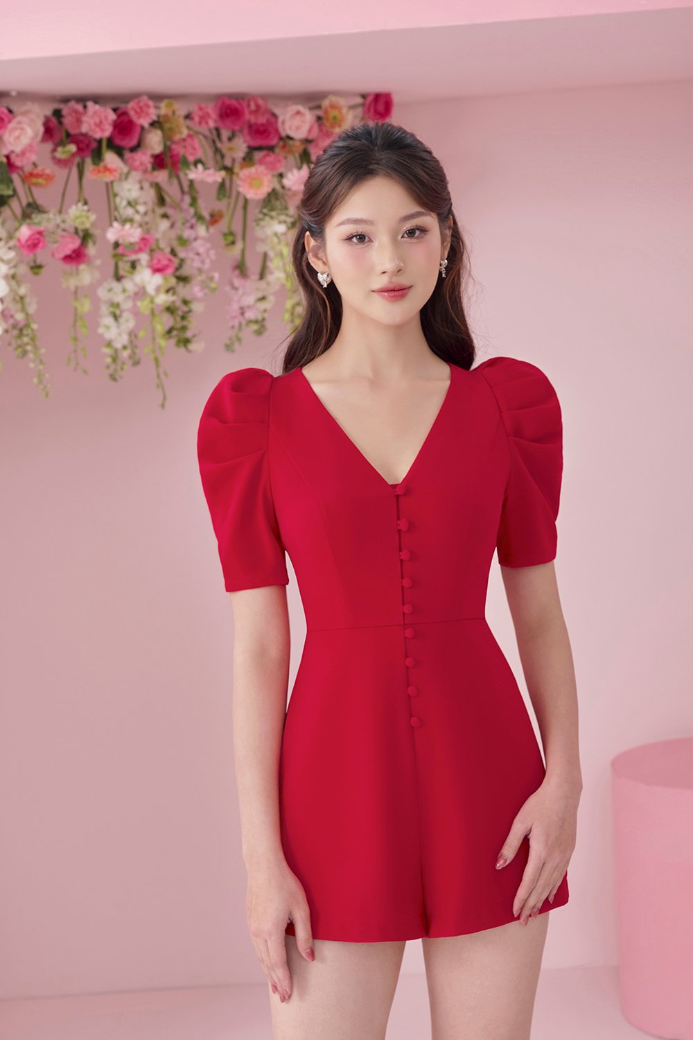 Zelda V-neckline Puff Sleeves Romper in True Red