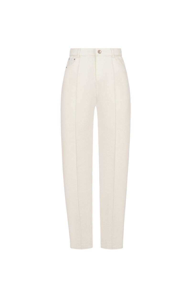 Selby Tapered High Waist Jeans in Iconic White | Chello
