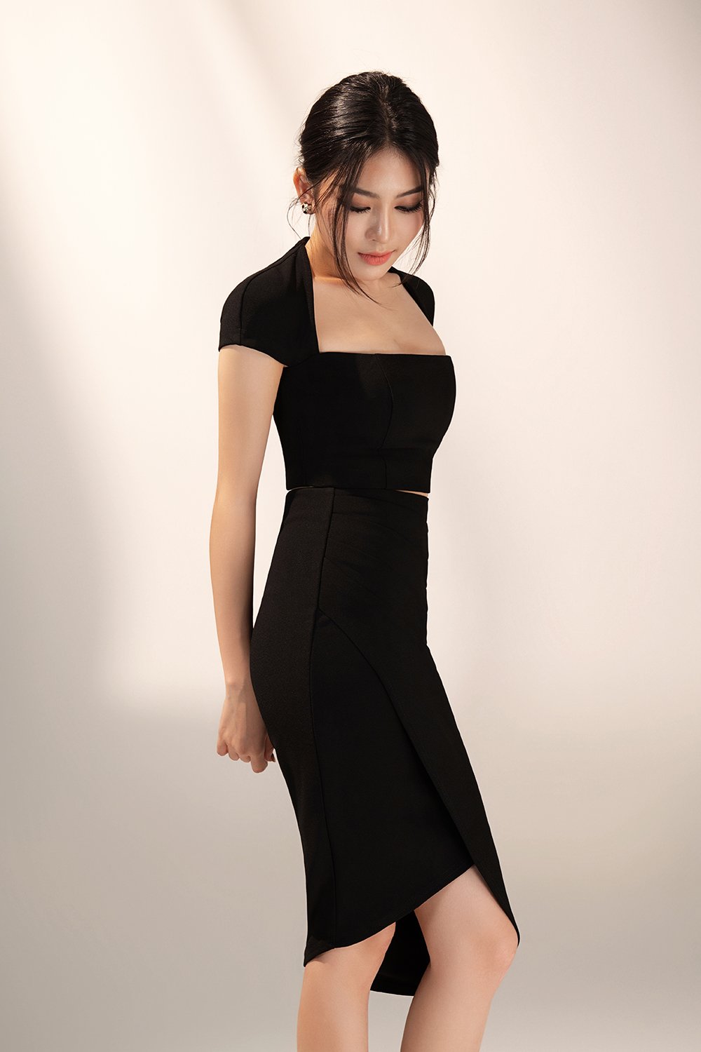 Arianna Side Ruches Wrap Pencil Skirt in Classic Black