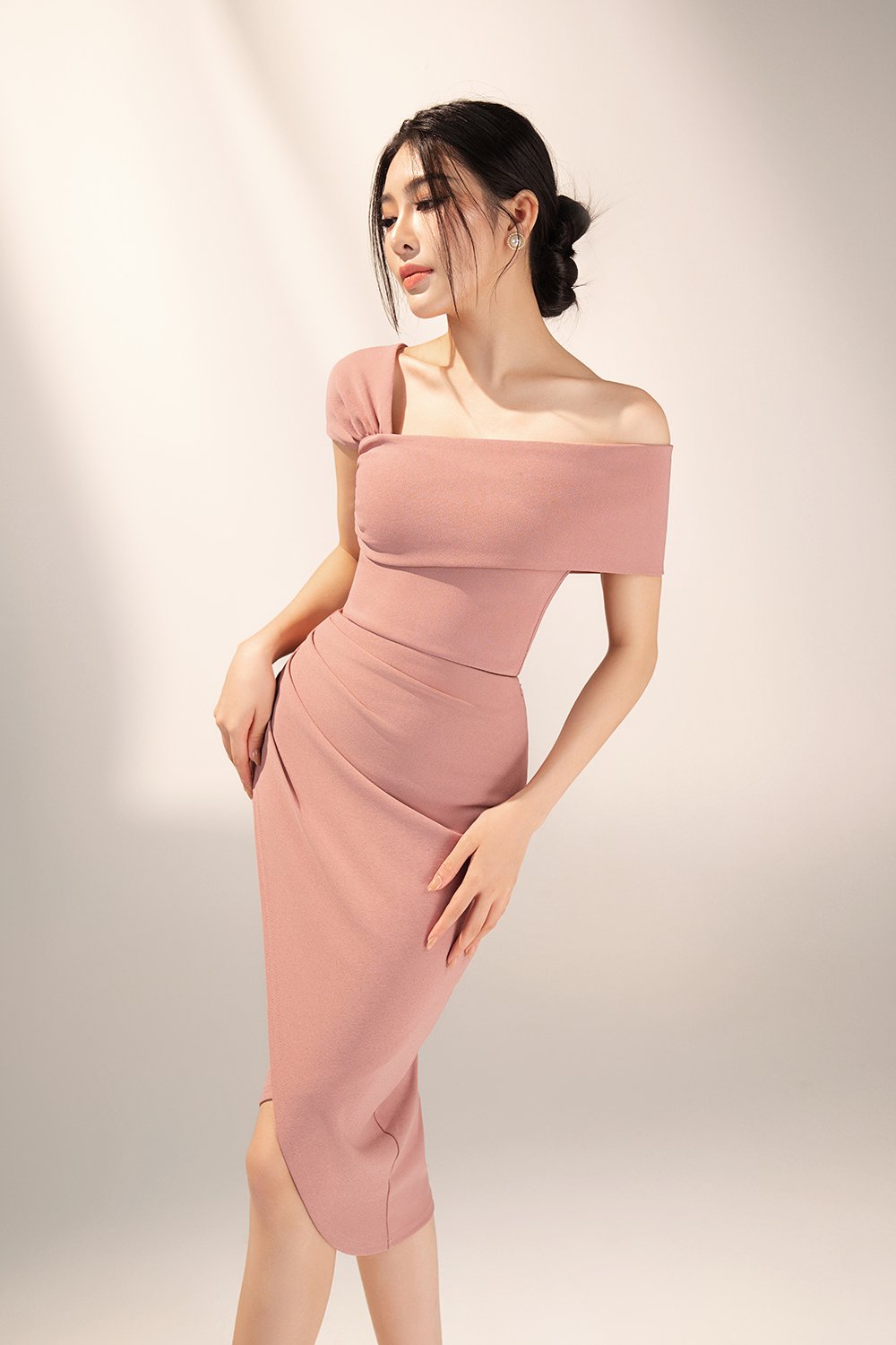 Arianna Side Ruches Wrap Pencil Skirt in Dusty Rose