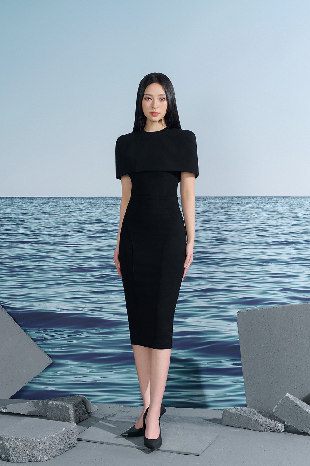 Gabriella Pencil Midi Skirt In Classic Black