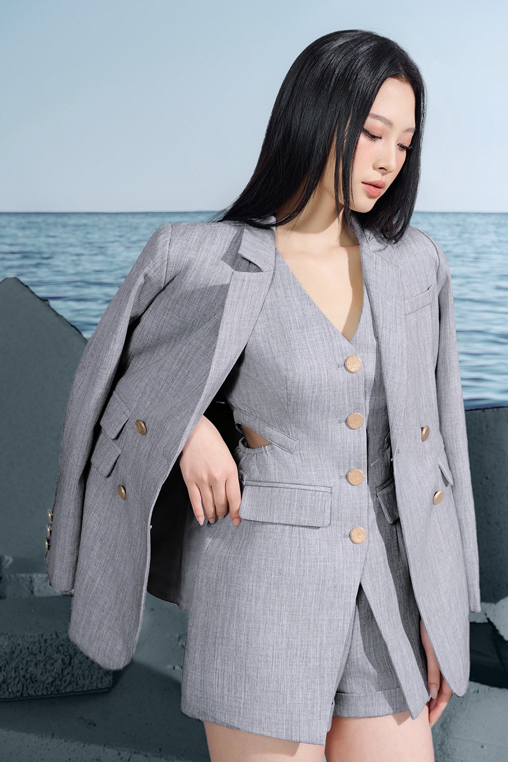 Harper Oversized Tailored Blazer In French Grey