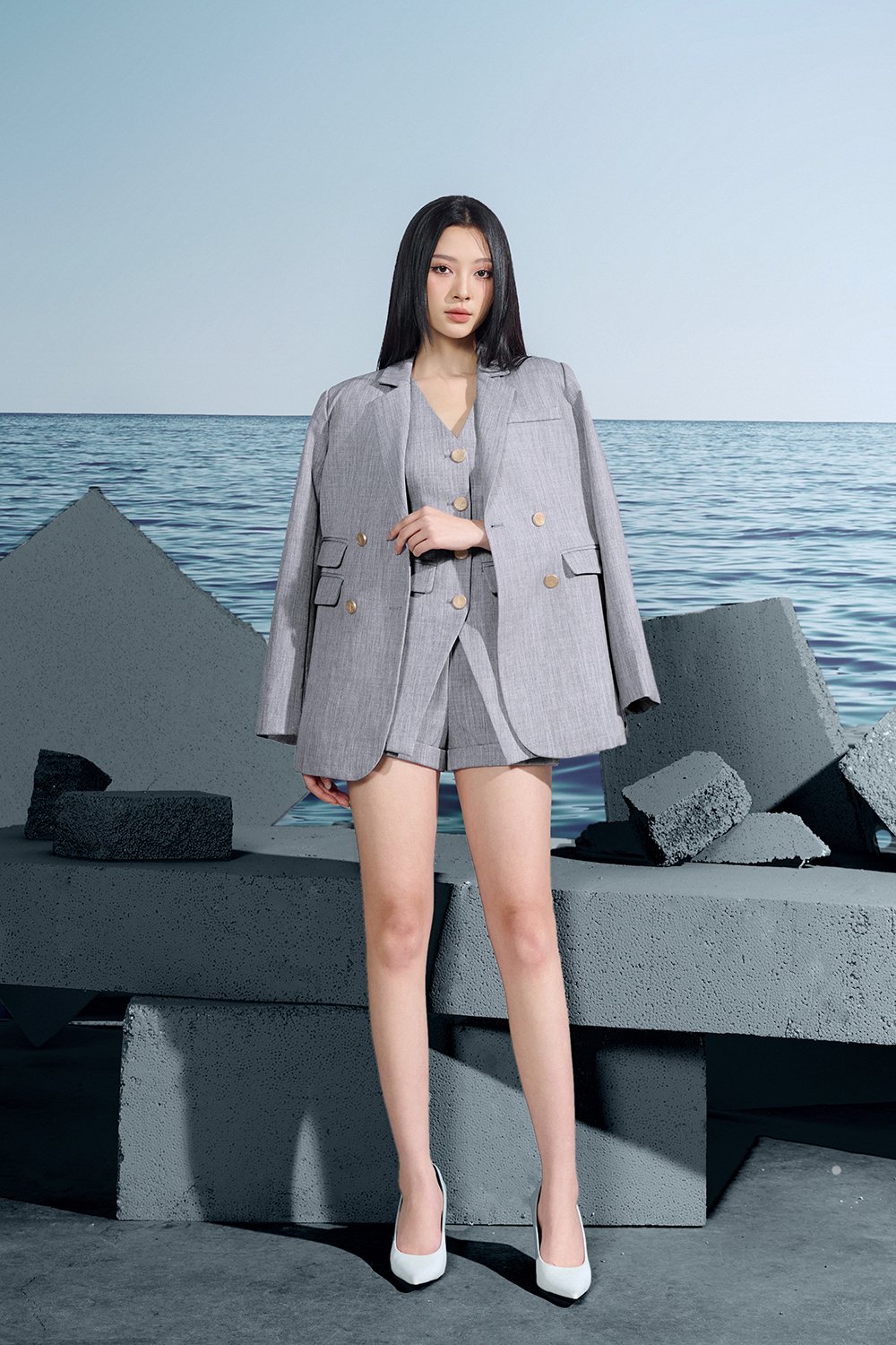 Harper Oversized Tailored Blazer In French Grey
