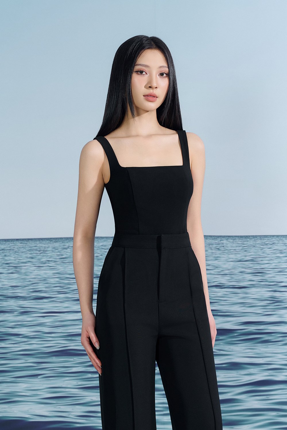 Katherine Removable Cape Top In Classic Black