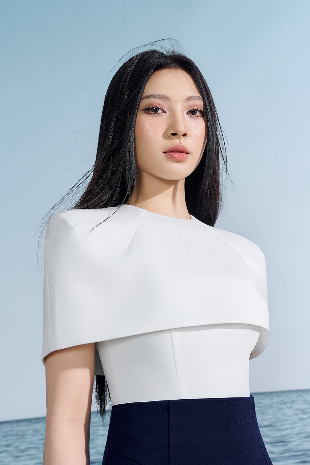 Katherine Removable Cape Top In Iconic White
