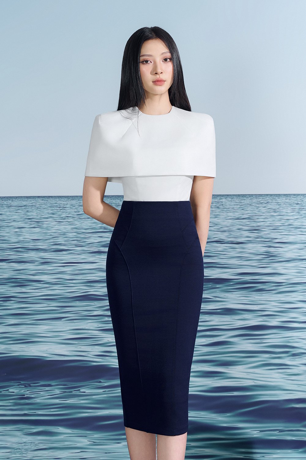 Katherine Removable Cape Top In Iconic White