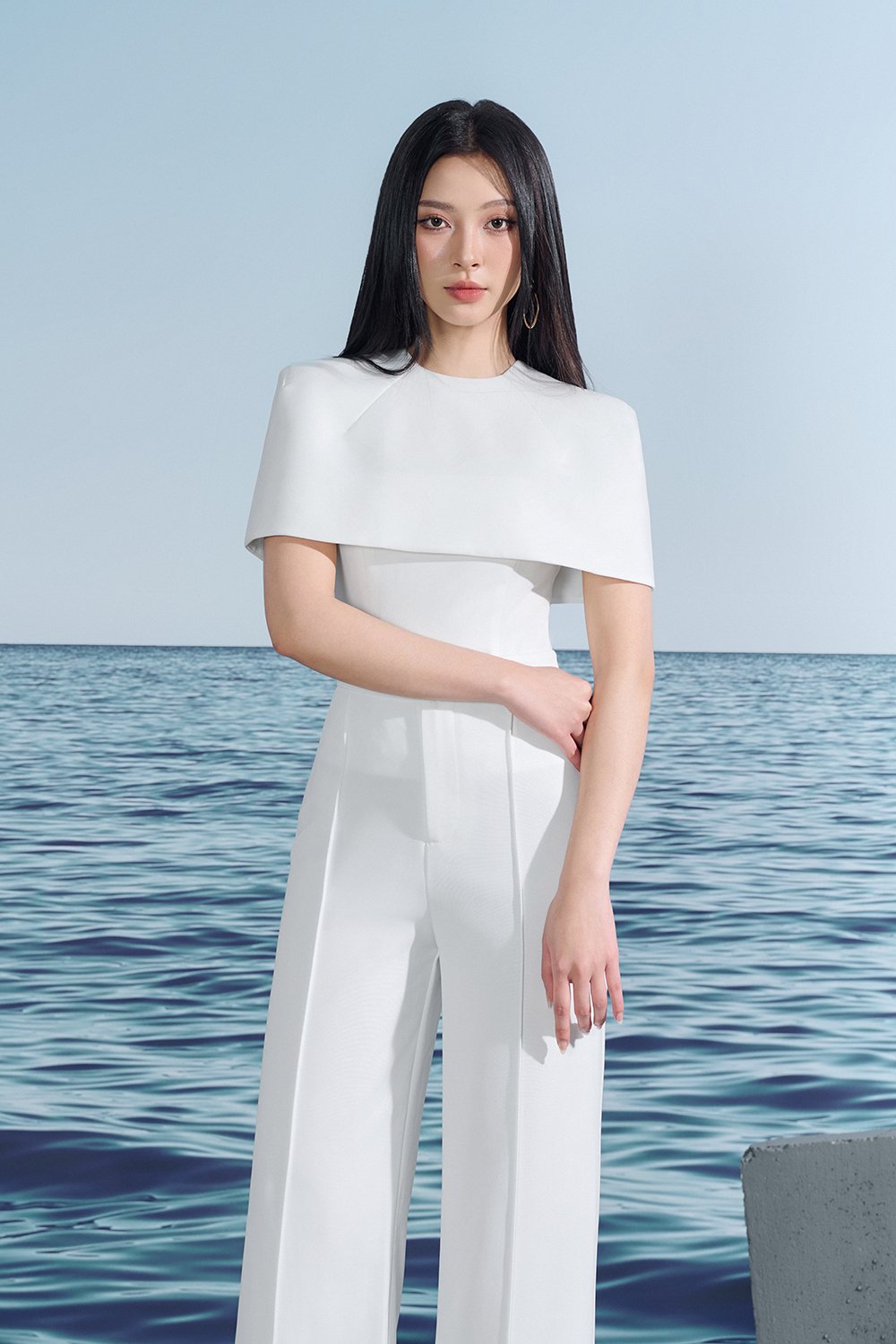 Katherine Removable Cape Top In Iconic White
