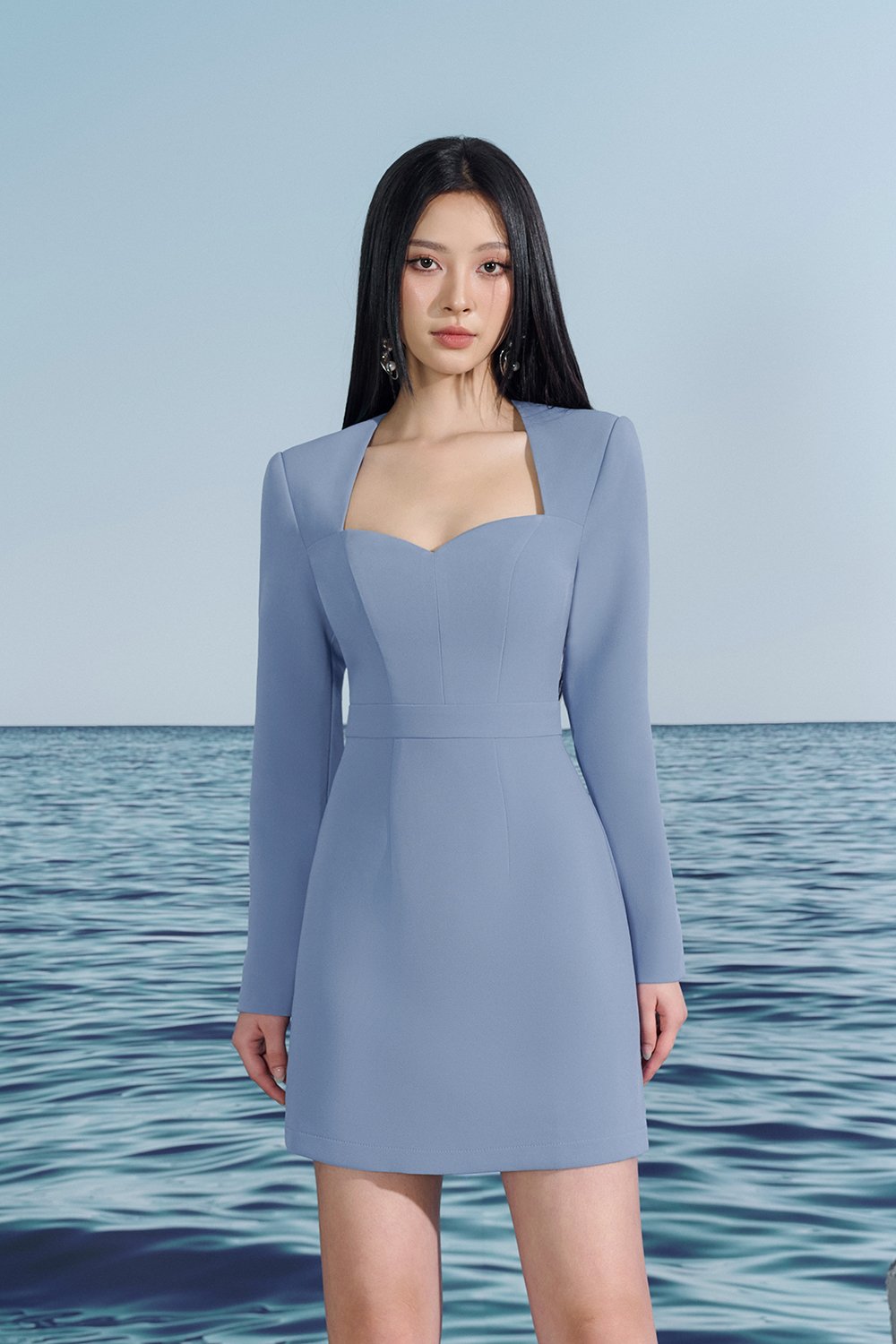 Sienna Sweetheart Mini Dress In Satin Blue