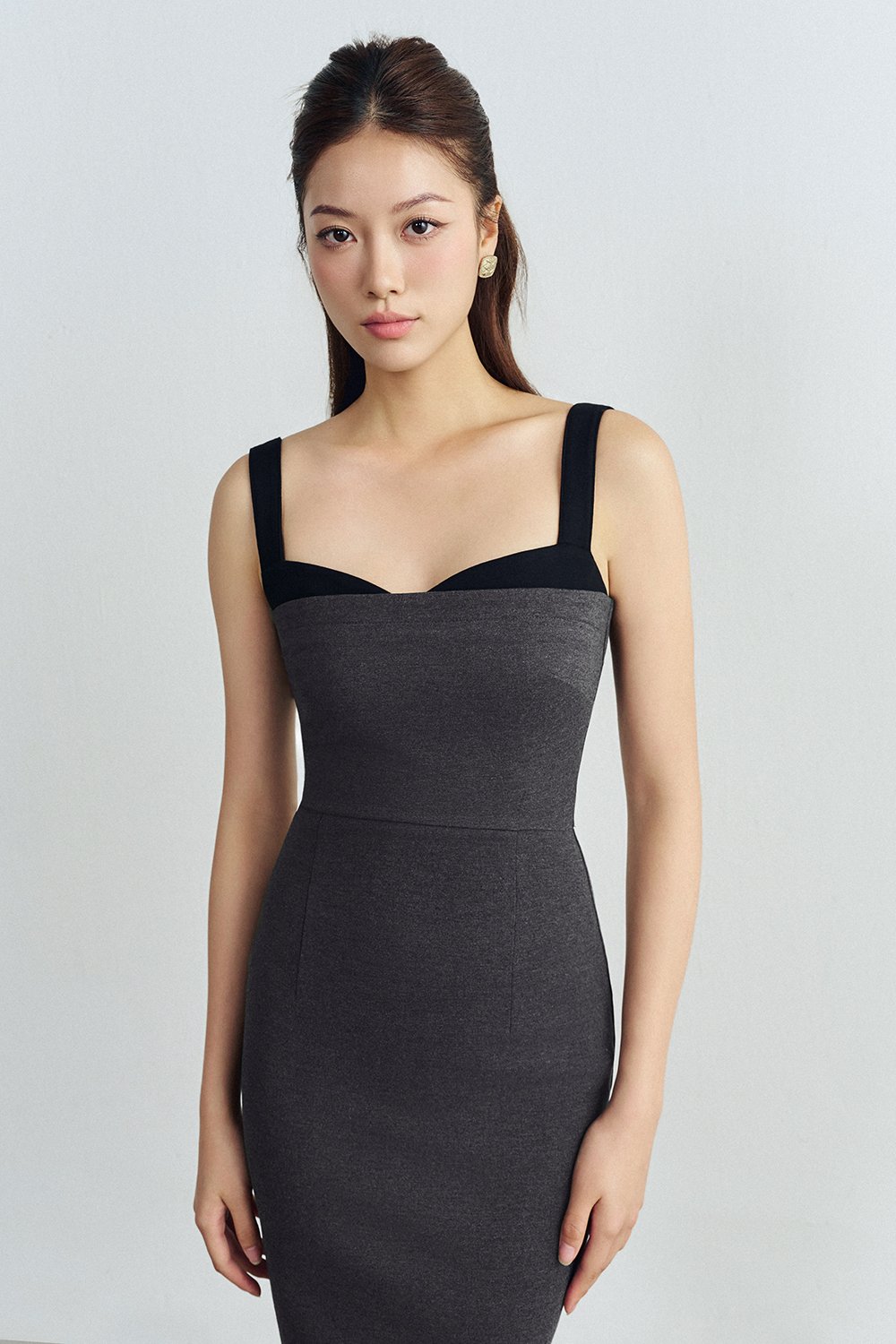 Daniella Contrast Sweetheart Ponte Dress in Dark Grey/Classic Black